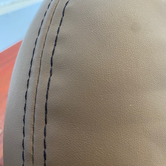 Strata FacePillow & cradle for Earthlite massage tables - Picture 4 of 6